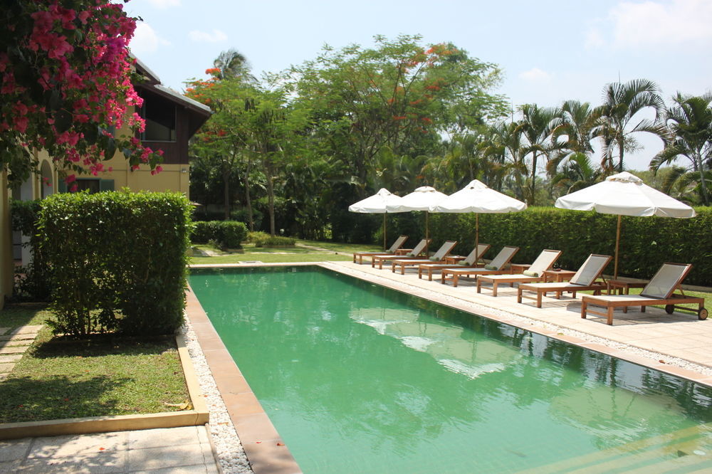 The Apsara Rive Droite Hotel Luang Prabang Buitenkant foto