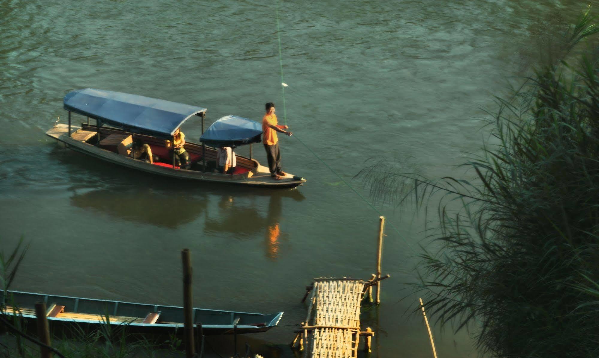 The Apsara Rive Droite Hotel Luang Prabang Buitenkant foto