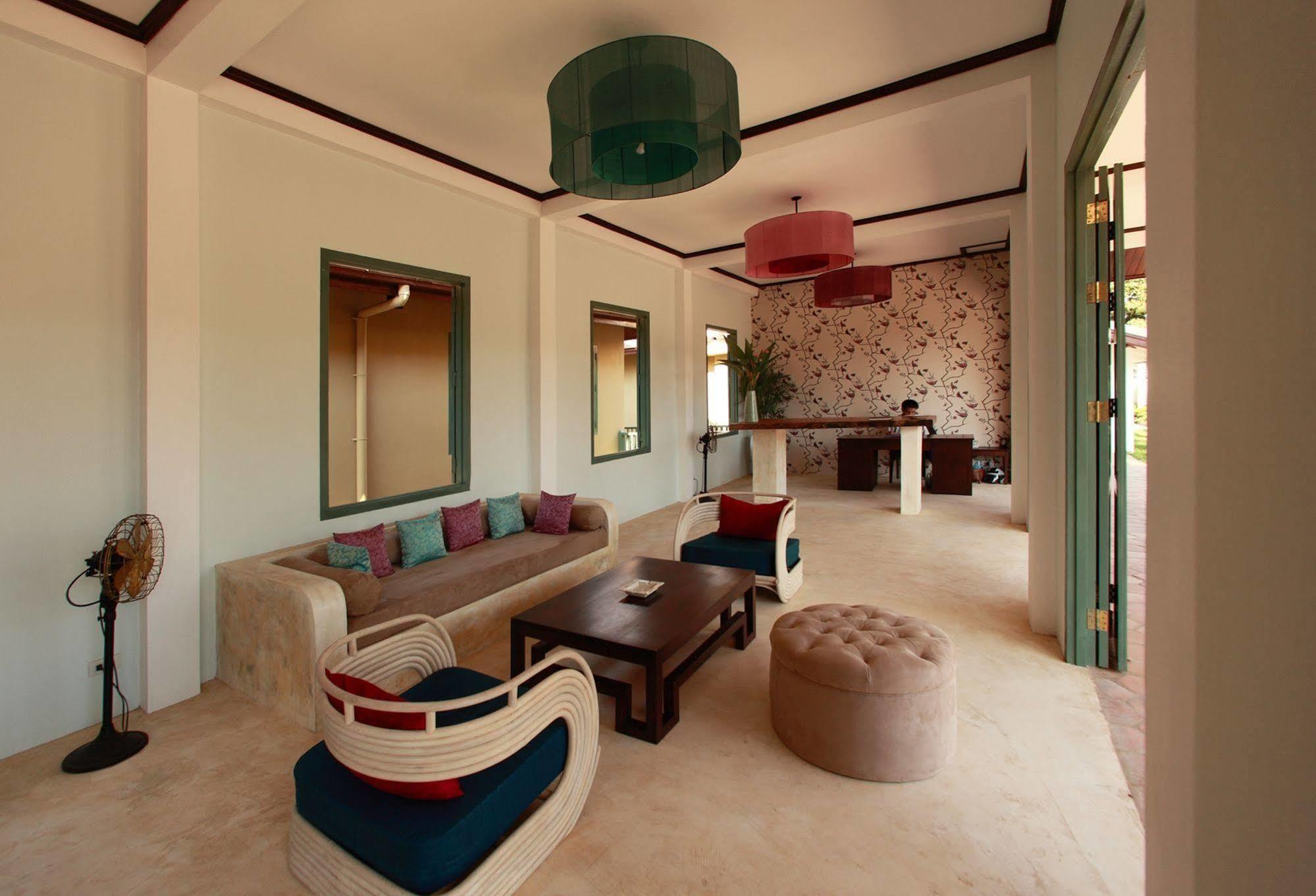The Apsara Rive Droite Hotel Luang Prabang Buitenkant foto